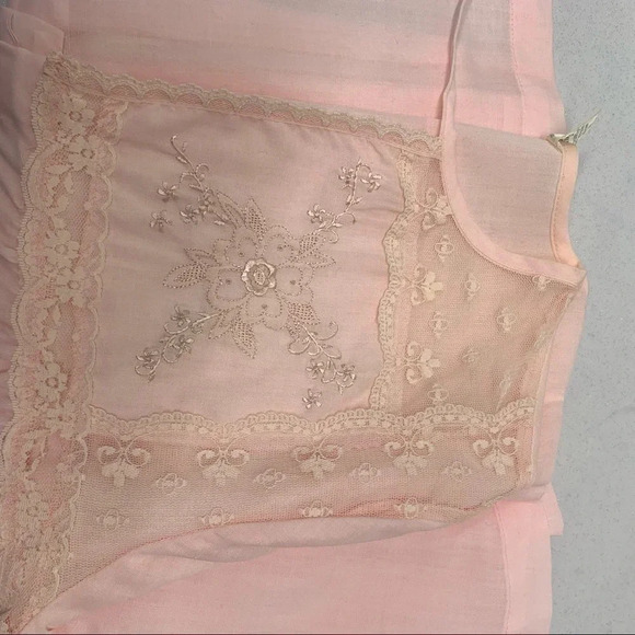 Intime  Nightgown Robe Small  Pastel Pink  Lace Embroidery Pockets Button Front - Picture 5 of 11